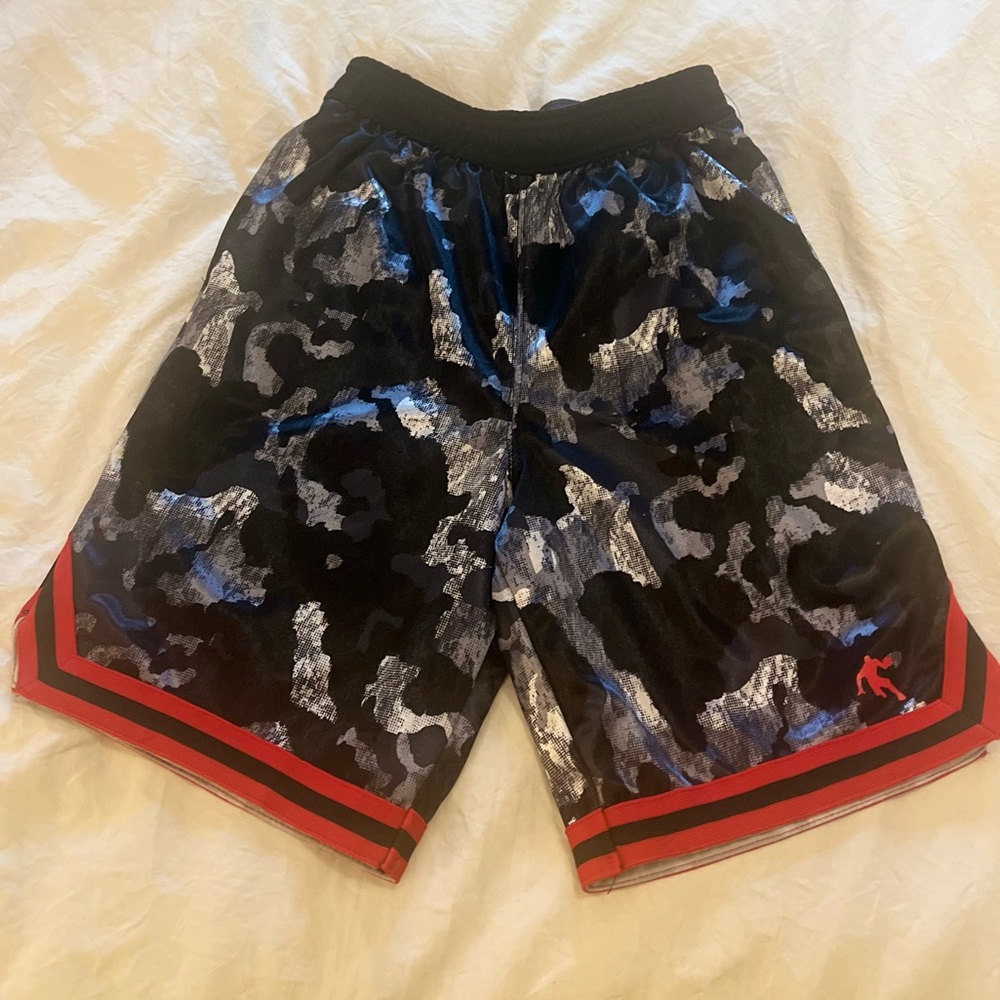 3/$19 And1 pull on athletic Basketball jogger shorts - Picture 5 of 16